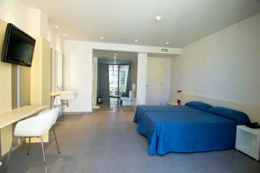 Hostal La Creu Mora d'Ebre Phòng bức ảnh