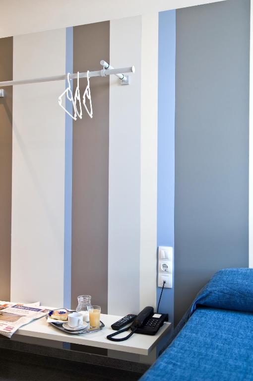 Hostal La Creu Mora d'Ebre Phòng bức ảnh