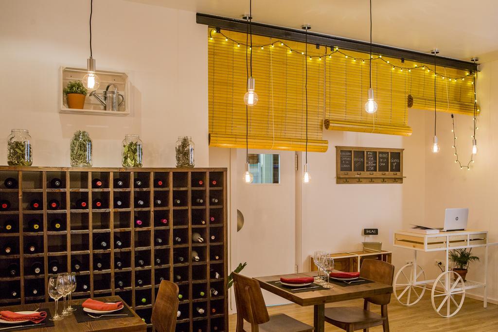 Hostal La Creu Mora d'Ebre Ngoại thất bức ảnh