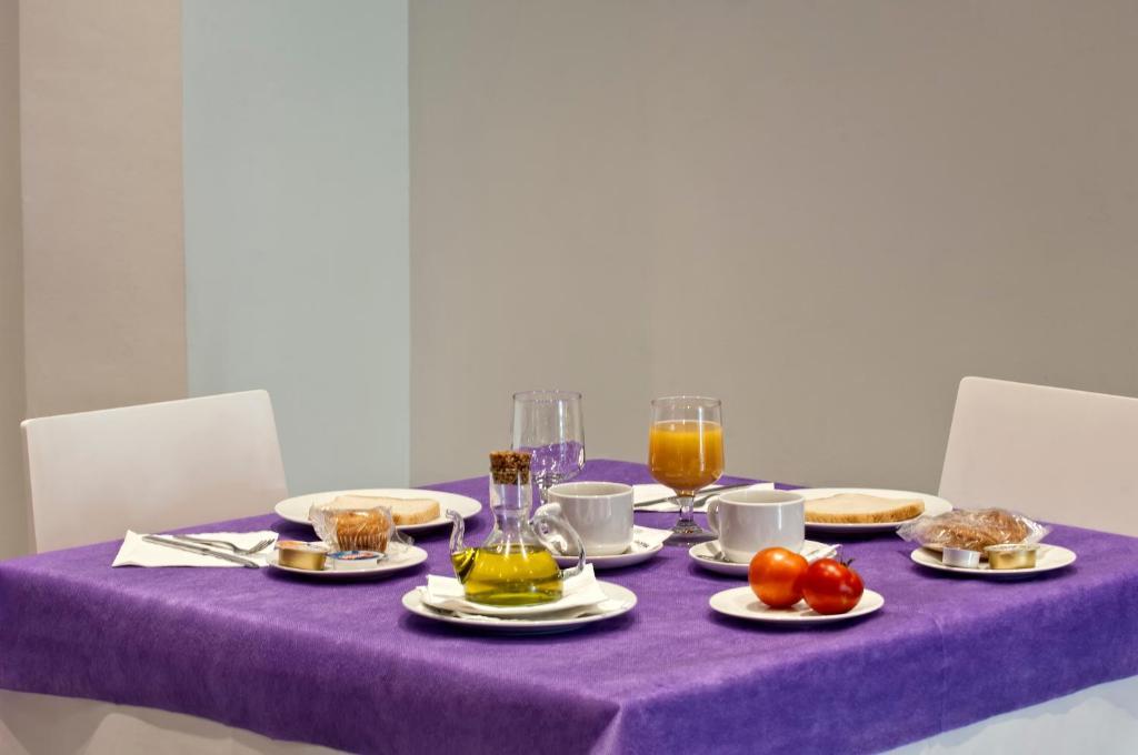 Hostal La Creu Mora d'Ebre Ngoại thất bức ảnh